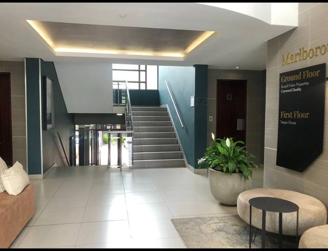 312M² OFFICE TO LET IN HYDE PARK